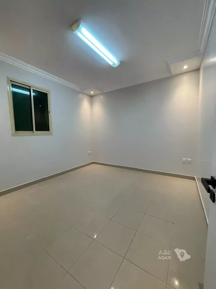 شقة للإيجار في شارع أبي العز البغدادي, حي الضباط, مدينة الرياض, منطقة الرياض 7