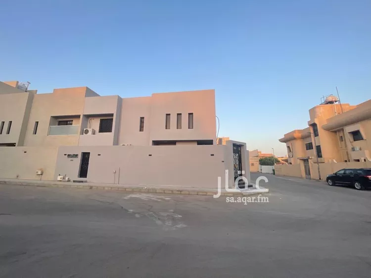 فيلا للإيجار في شارع ابن خلدون الحضرمي, حي الربوة, مدينة الرياض, منطقة الرياض صورة 2