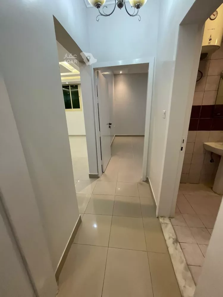 شقة للإيجار في شارع أبي العز البغدادي, حي الضباط, مدينة الرياض, منطقة الرياض صورة 3