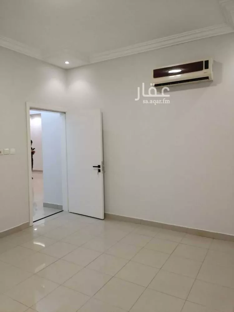 شقة للإيجار في شارع أبي العز البغدادي, حي الضباط, مدينة الرياض, منطقة الرياض صورة 2