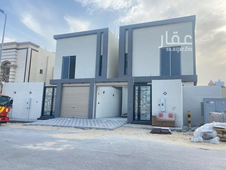 فيلا للبيع في شارع المنصور السعدي, حي ضاحية الملك فهد, مدينة الدمام, المنطقة الشرقية