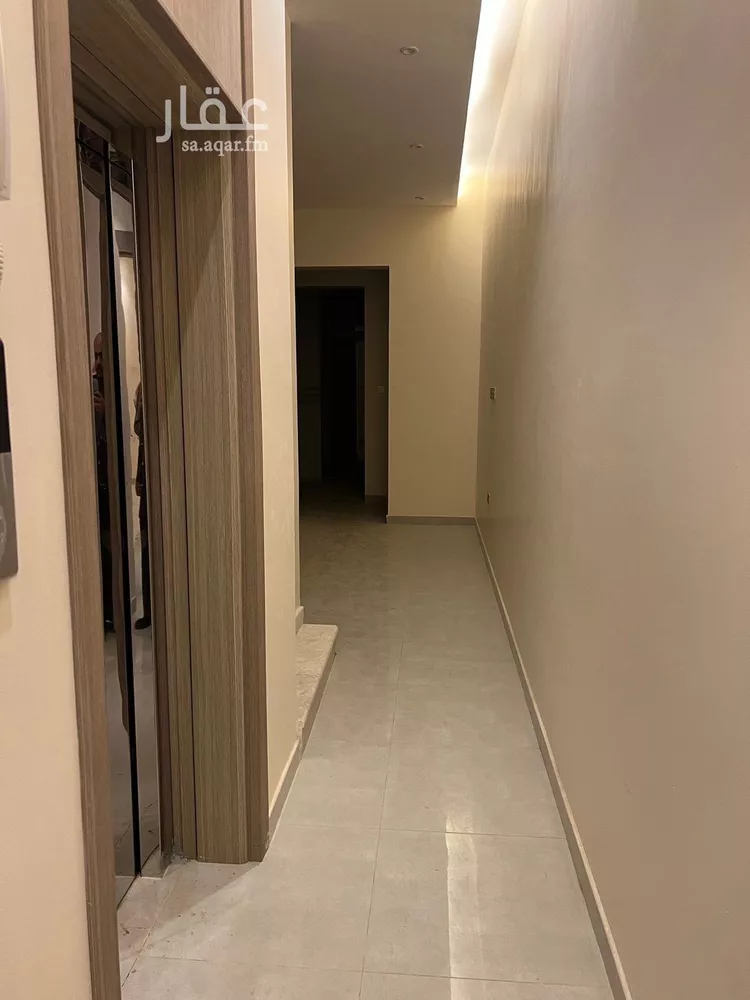 فيلا للبيع في شارع إسماعيل الأزدي, حي القيروان, مدينة الرياض, منطقة الرياض صورة 2