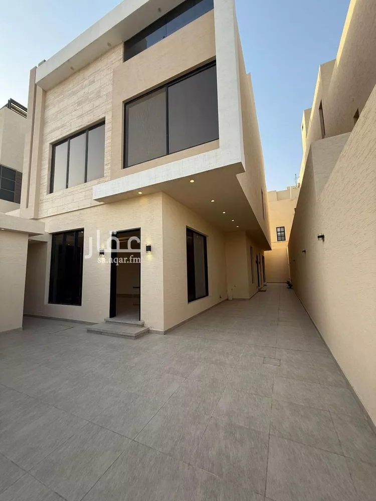 فيلا للإيجار في شارع عبدالرحمن أبي الفضل, حي القيروان, مدينة الرياض, منطقة الرياض صورة 2