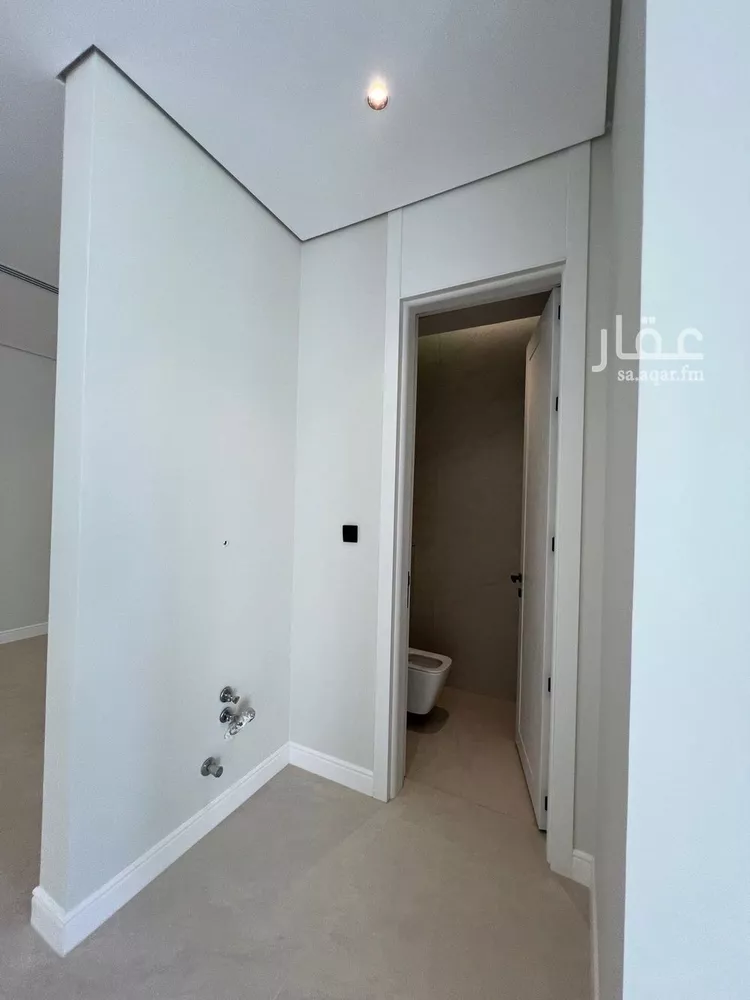 دور للبيع في شارع الفتح, حي العقيق, مدينة الرياض, منطقة الرياض 7