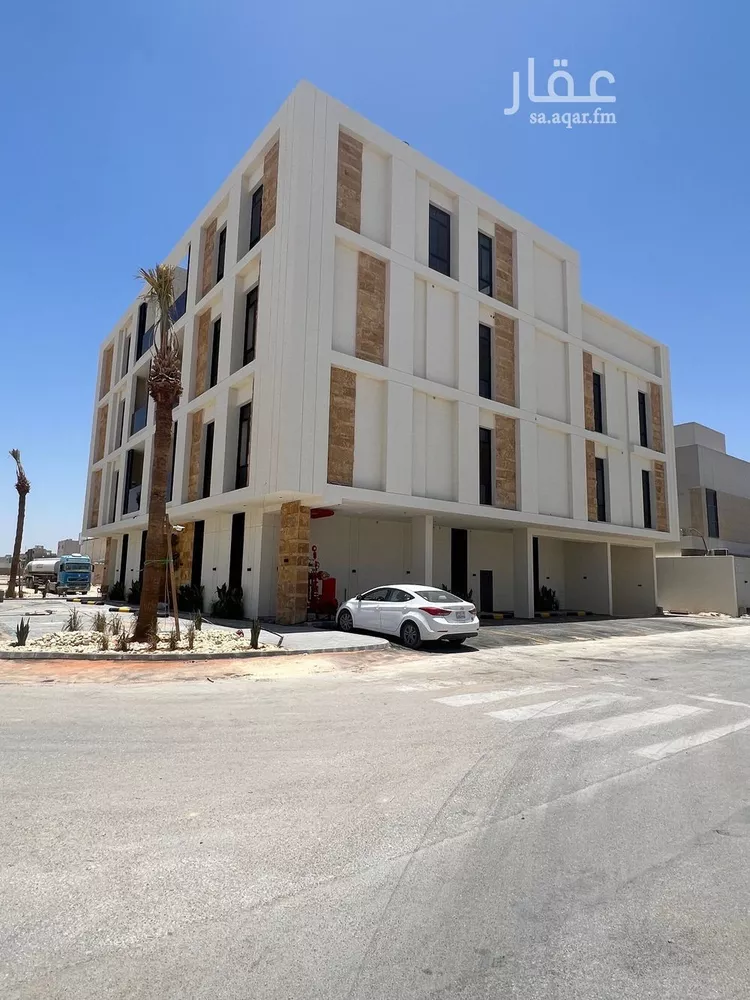 عمارة للبيع في شارع أحمد الغزالي, حي العارض, مدينة الرياض, منطقة الرياض صورة 2