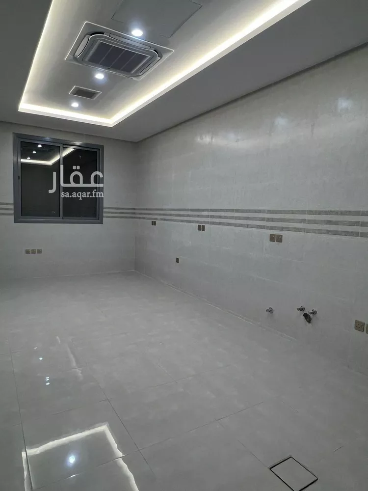 فيلا للإيجار في شارع إسماعيل الأزدي, حي القيروان, مدينة الرياض, منطقة الرياض صورة 2