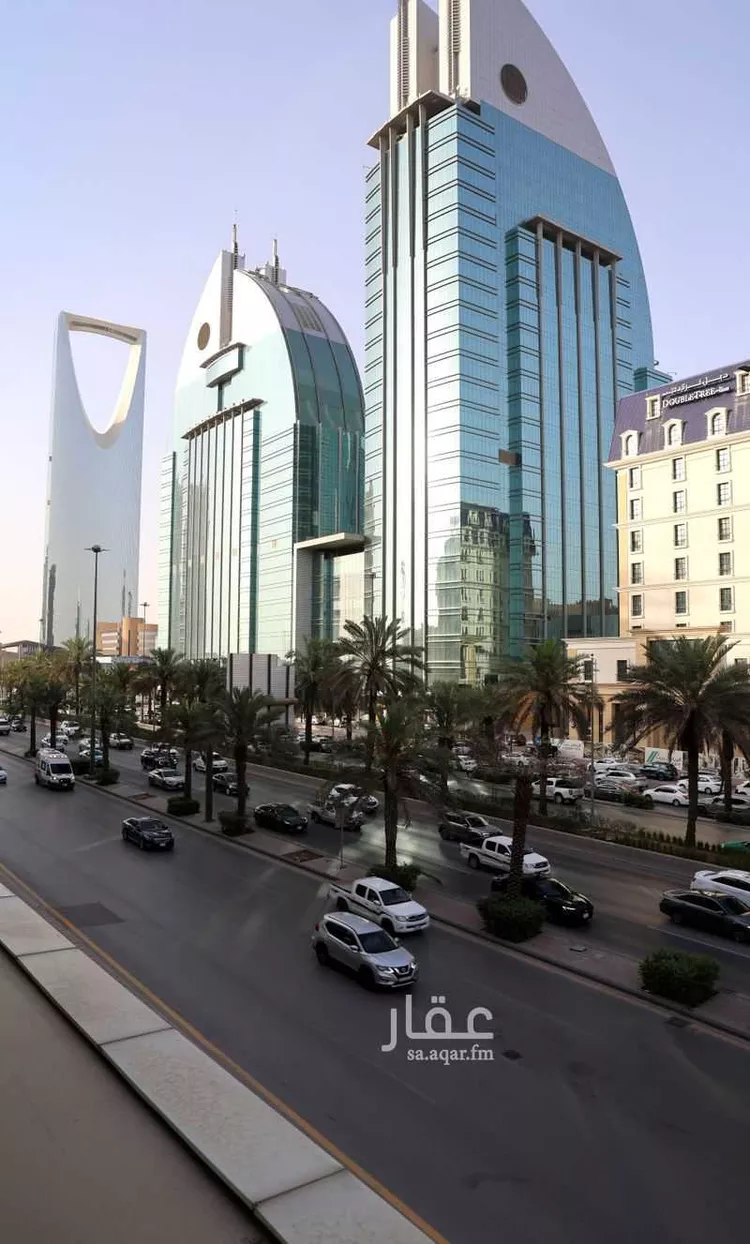 مكتب تجاري للإيجار في شارع الملك فهد الفرعي, حي العليا, مدينة الرياض, منطقة الرياض 1 صورة