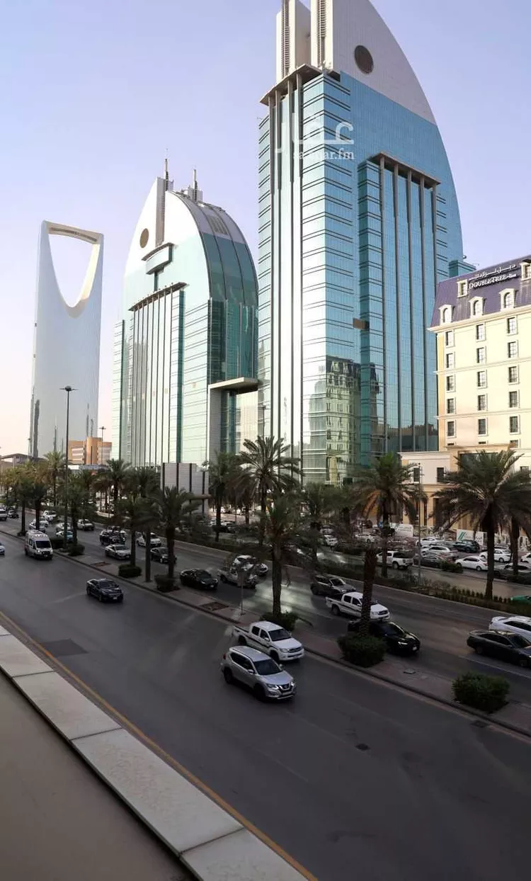 محل للإيجار في طريق الملك فهد الفرعي ، حي العليا ، الرياض ، منطقة الرياض