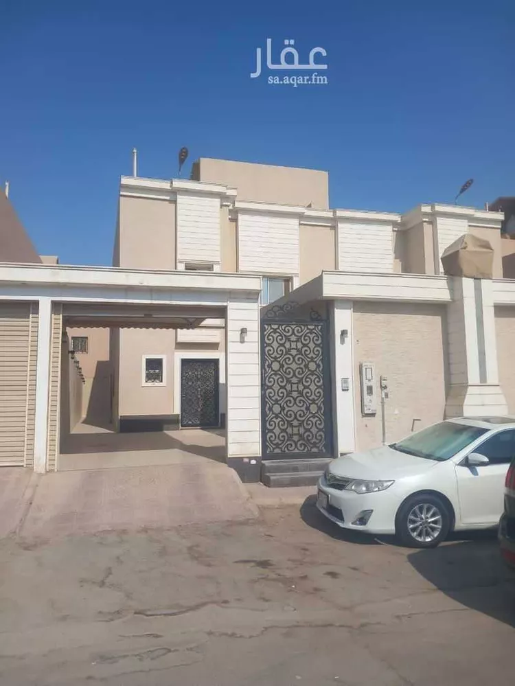 فيلا للإيجار في شارع النوارس ، حي عريض ، الرياض ، منطقة الرياض صورة 3