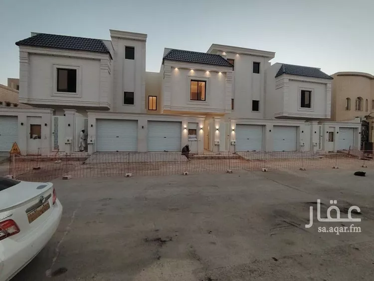 دور للبيع في شارع لصحراء الليبية الفرعى, حي عكاظ, مدينة الرياض, منطقة الرياض صورة 4