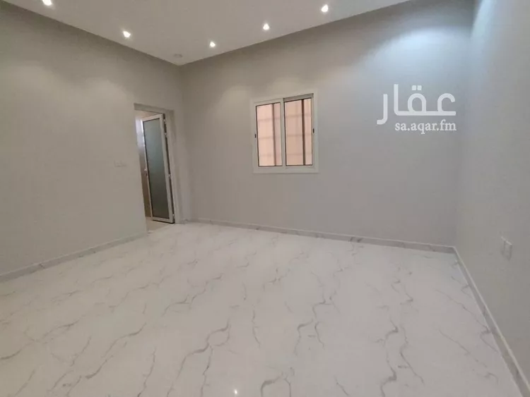 دور للبيع في شارع الحفار, حي الحزم, مدينة الرياض, منطقة الرياض صورة 2