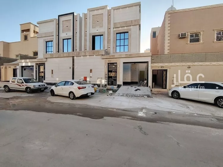 فيلا للبيع في شارع ابن خزرج, حي العريجاء الغربي, مدينة الرياض, منطقة الرياض صورة 2