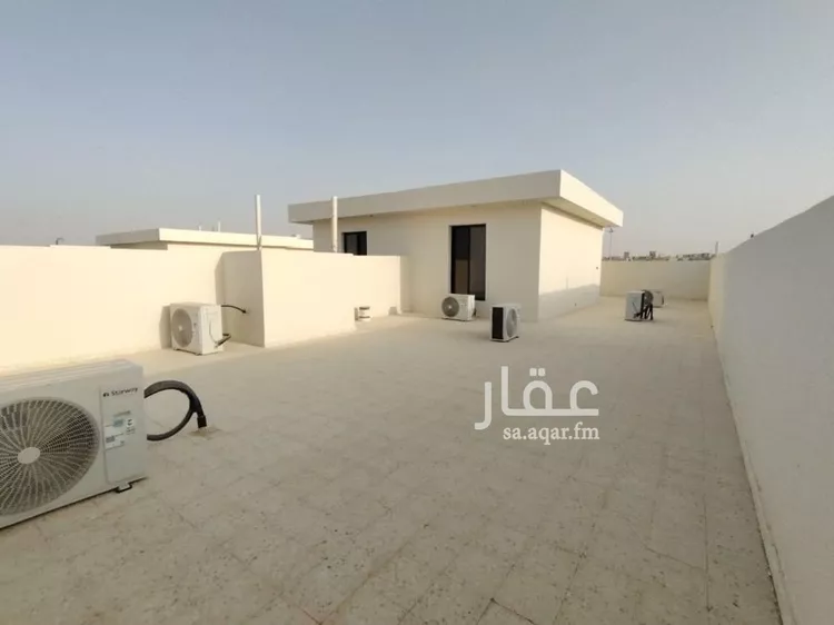 دور للبيع في شارع عبدالخالق الصابوني, حي عكاظ, مدينة الرياض, منطقة الرياض صورة 5