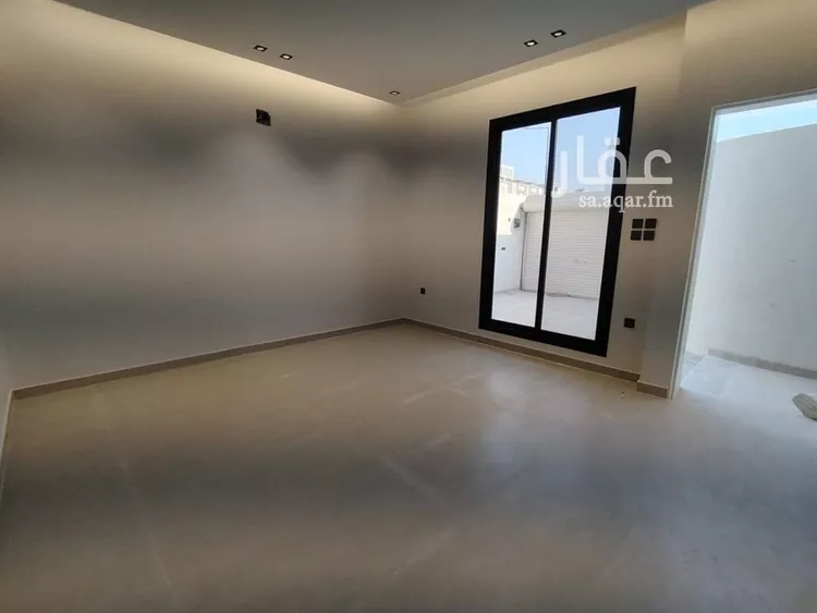 دور للبيع في شارع أم يونس, حي عكاظ, مدينة الرياض, منطقة الرياض صورة 4