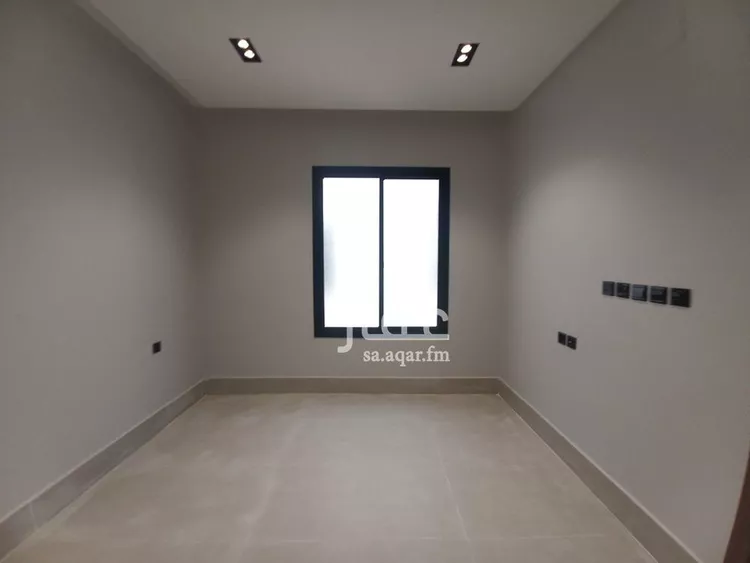 فيلا للبيع في شارع إسماعيل القيسي, حي عكاظ, مدينة الرياض, منطقة الرياض صورة 3