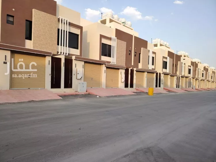 دور للبيع في شارع طريق الإمام مسلم , حي بدر, مدينة الرياض, منطقة الرياض صورة 2