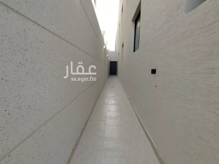 فيلا للبيع في شارع ابن الطيلسان القرطبي, حي عكاظ, مدينة الرياض, منطقة الرياض صورة 5
