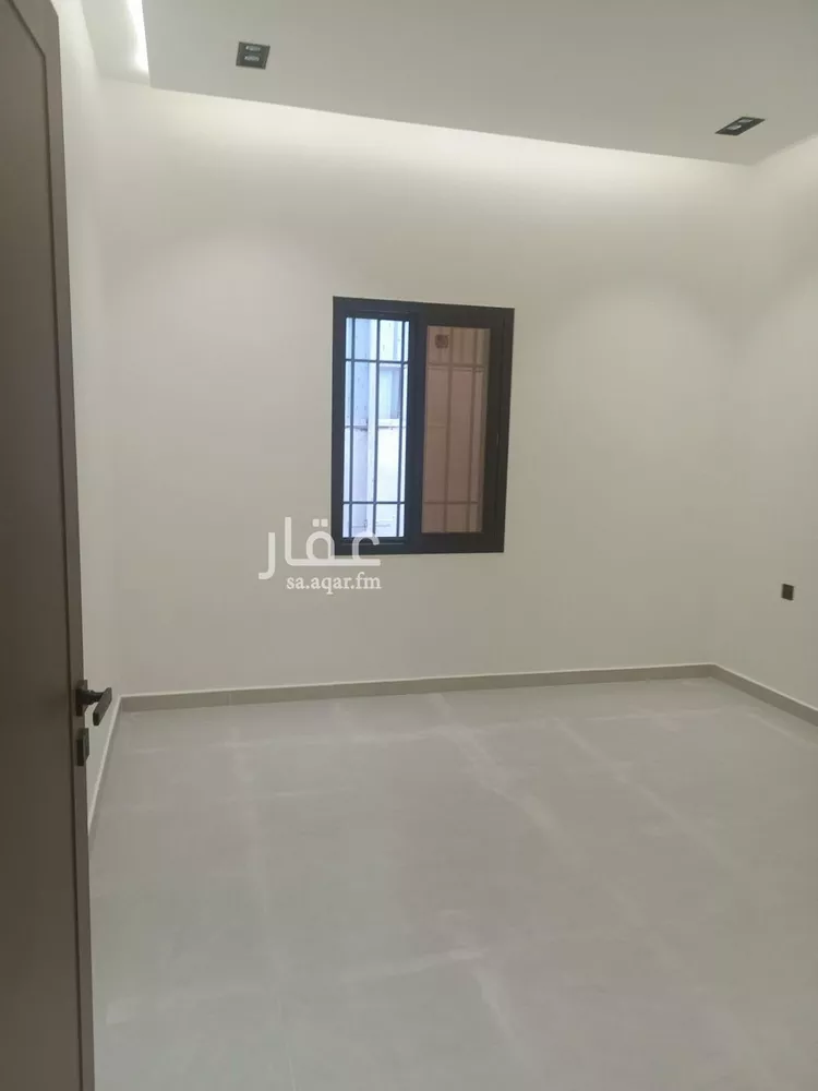 دور للبيع في شارع دمياط, حي بدر, مدينة الرياض, منطقة الرياض صورة 3