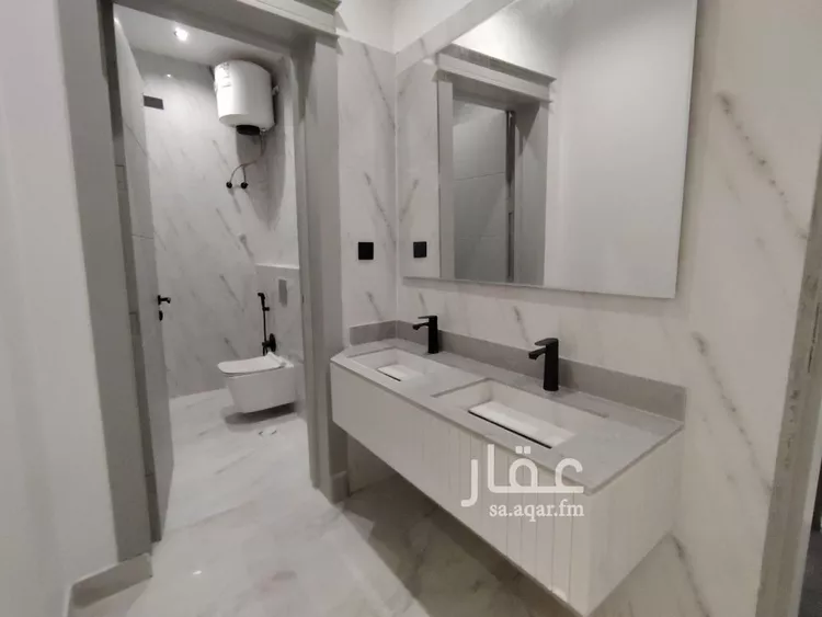 دور للبيع في شارع احمد العطار, حي الرمال, مدينة الرياض, منطقة الرياض صورة 4