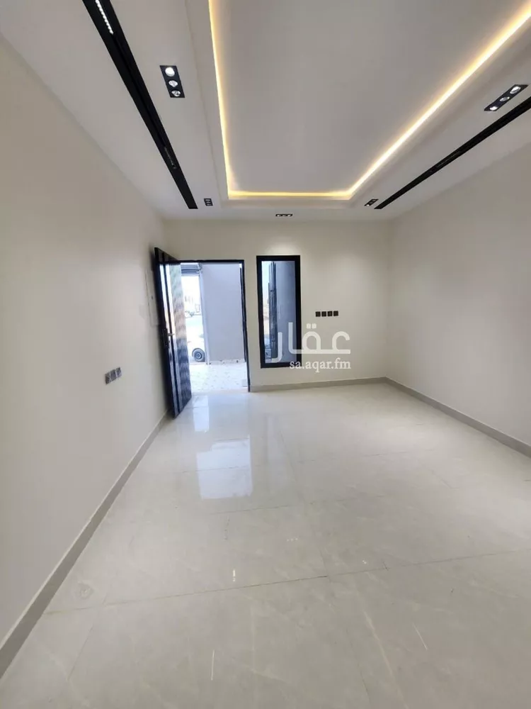 دور للبيع في شارع طريق الإمام مسلم, حي بدر, مدينة الرياض, منطقة الرياض صورة 4