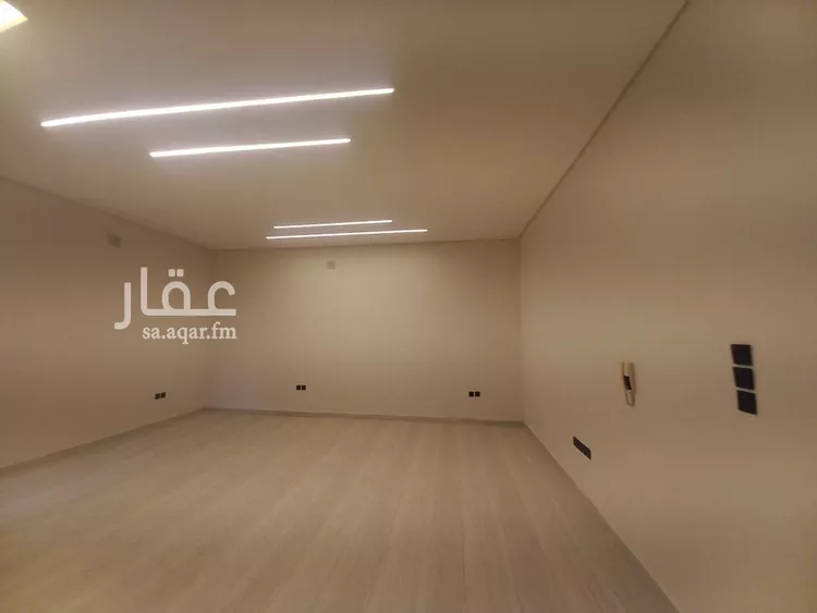 دور للبيع في شارع أسد بن كريز القسري, حي سلطانة, مدينة الرياض, منطقة الرياض صورة 4