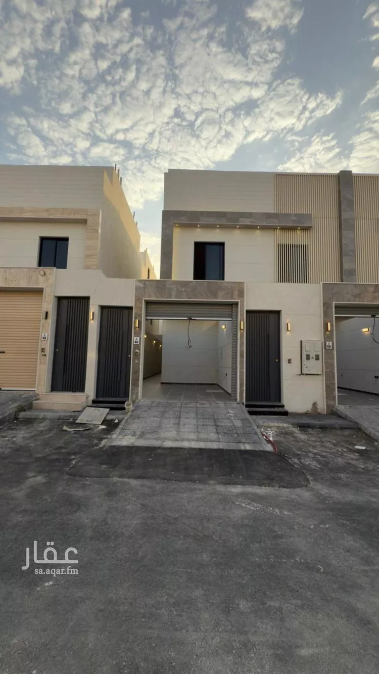 فيلا للبيع في شارع إسماعيل القيسي, حي عكاظ, مدينة الرياض, منطقة الرياض صورة 3