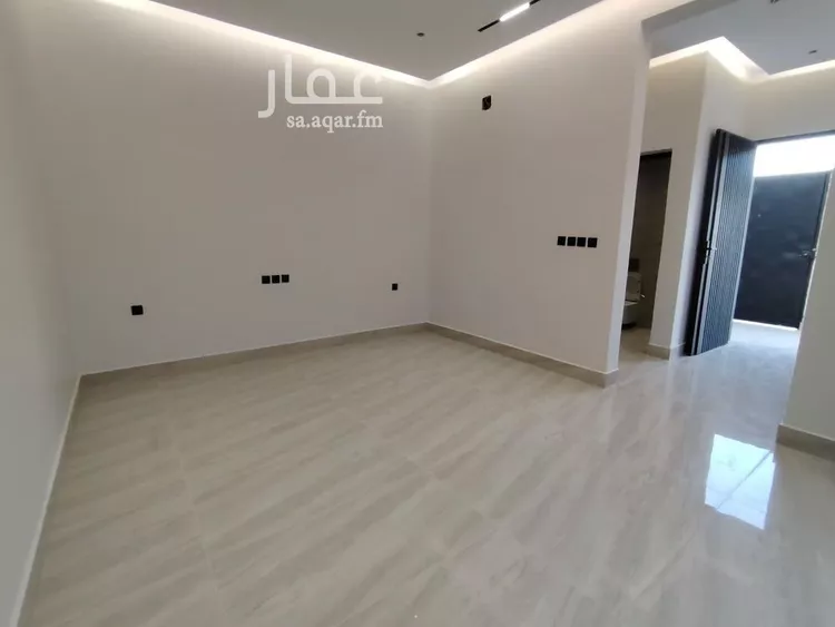 دور للبيع في شارع شارع الحويه, حي ديراب, مدينة الرياض, منطقة الرياض صورة 4