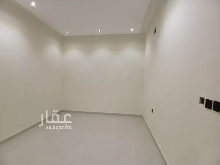 دور للبيع في شارع المدارة, حي السويدي, مدينة الرياض, منطقة الرياض صورة 5