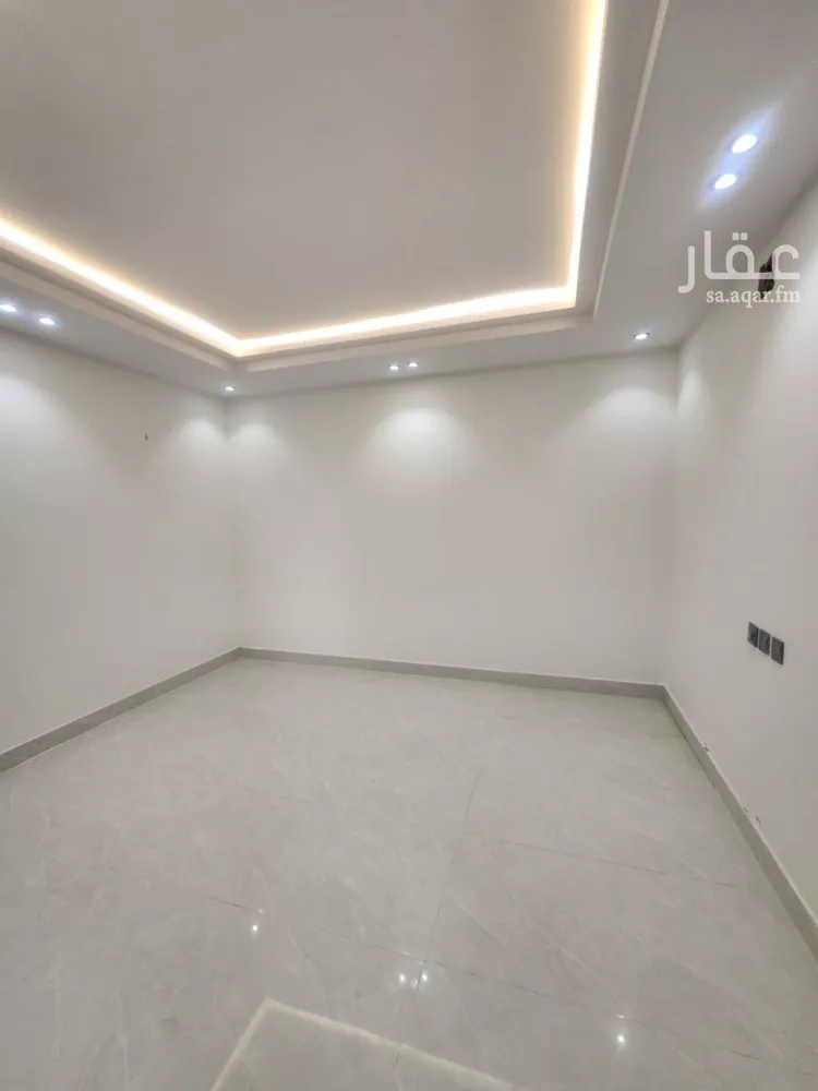 دور للبيع في شارع طريق الإمام مسلم, حي بدر, مدينة الرياض, منطقة الرياض صورة 4
