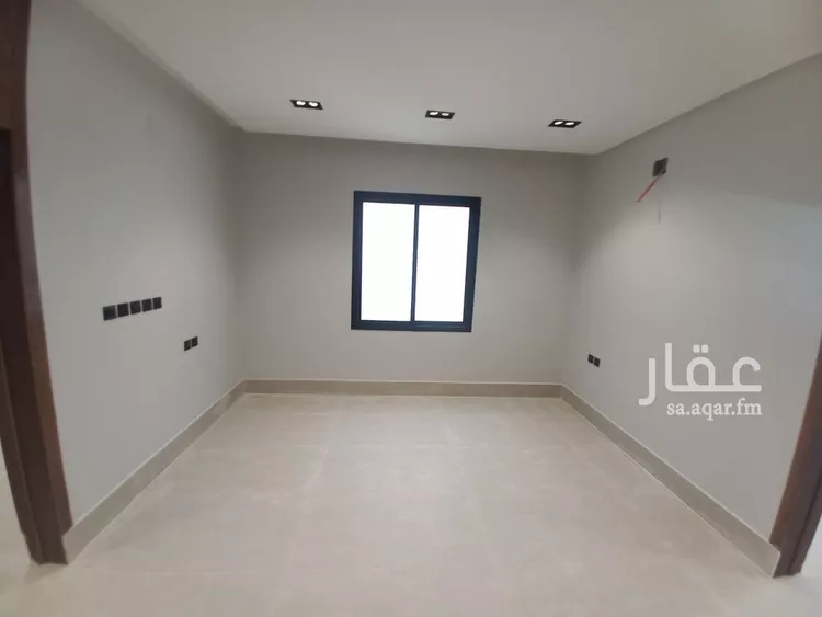 فيلا للبيع في شارع إسماعيل القيسي, حي عكاظ, مدينة الرياض, منطقة الرياض صورة 5