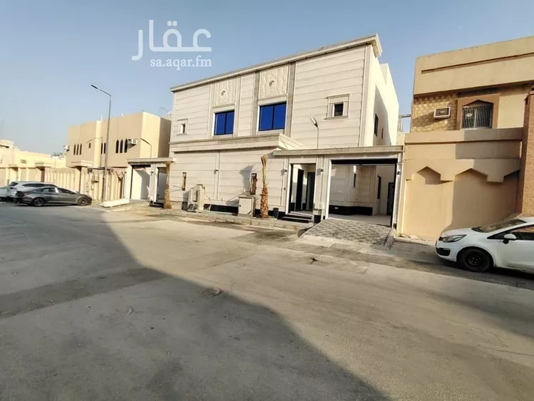 فيلا للبيع في شارع الربيعي, حي العريجاء الغربي, مدينة الرياض, منطقة الرياض صورة 3
