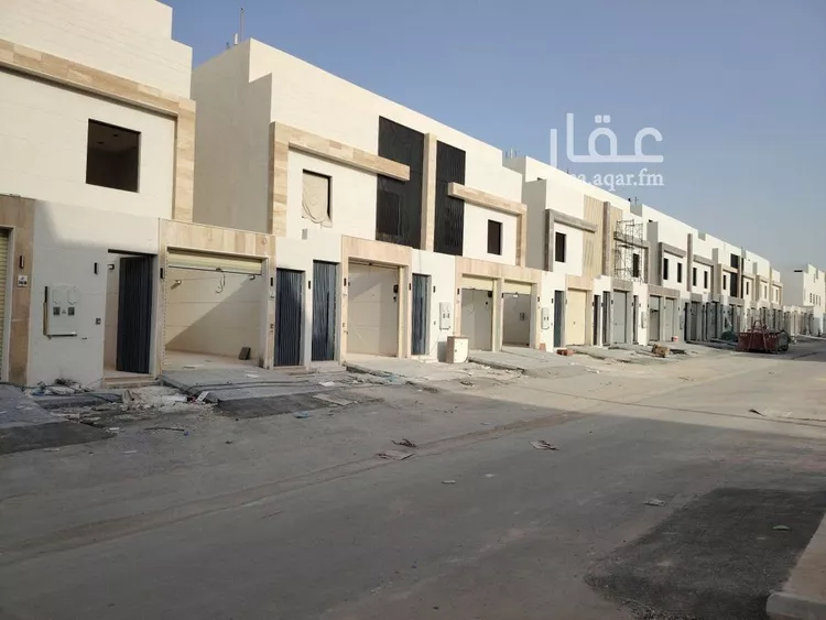 فيلا للبيع في شارع إسماعيل القيسي, حي عكاظ, مدينة الرياض, منطقة الرياض صورة 3