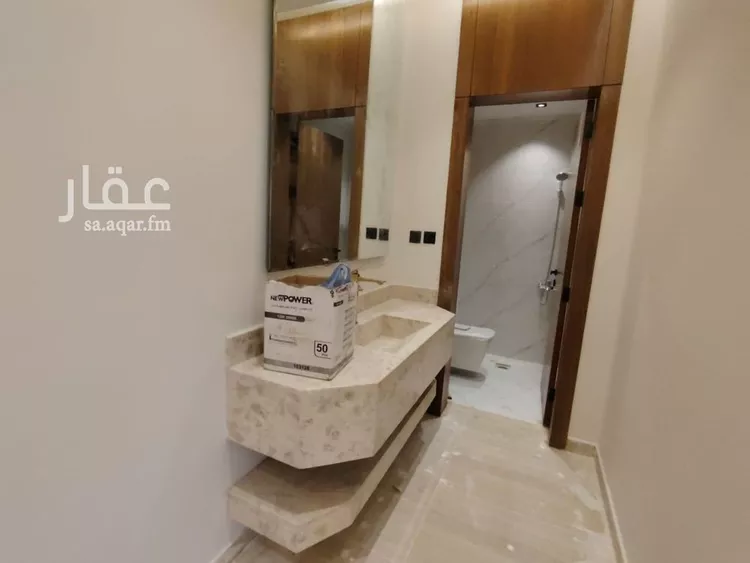 دور للبيع في شارع لصحراء الليبية الفرعى, حي عكاظ, مدينة الرياض, منطقة الرياض صورة 2