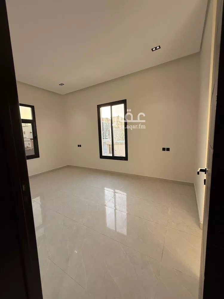 فيلا للبيع في شارع طريق , حي بدر, مدينة الرياض, منطقة الرياض صورة 5