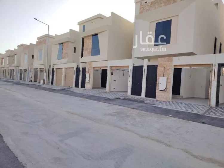 دور للبيع في شارع شارع الحويه, حي ديراب, مدينة الرياض, منطقة الرياض صورة 2