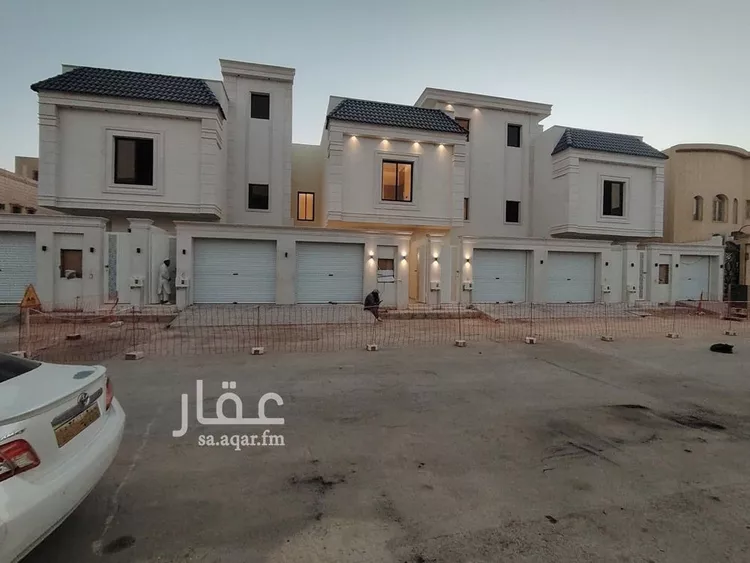 دور للبيع في شارع دمنهور, حي عكاظ, مدينة الرياض, منطقة الرياض