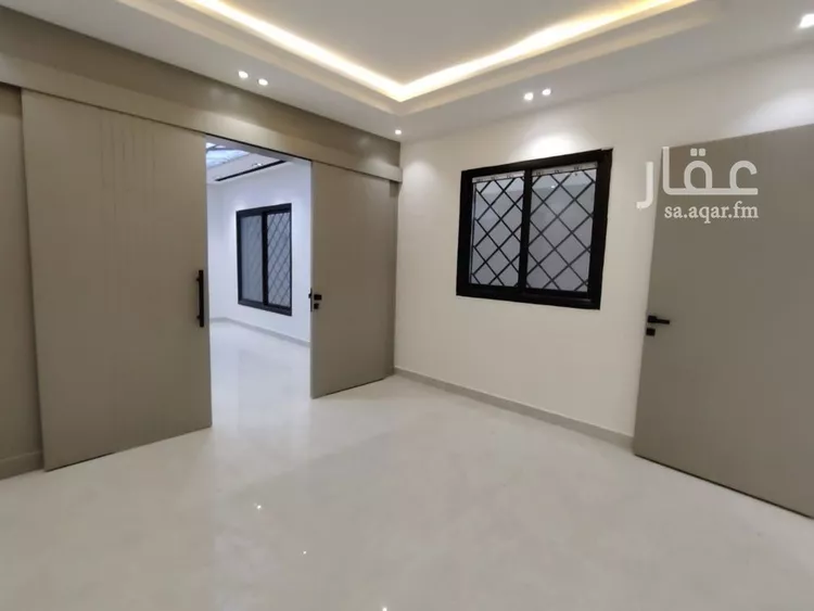 دور للبيع في شارع العزيزيه, حي طيبة, مدينة الرياض, منطقة الرياض صورة 4