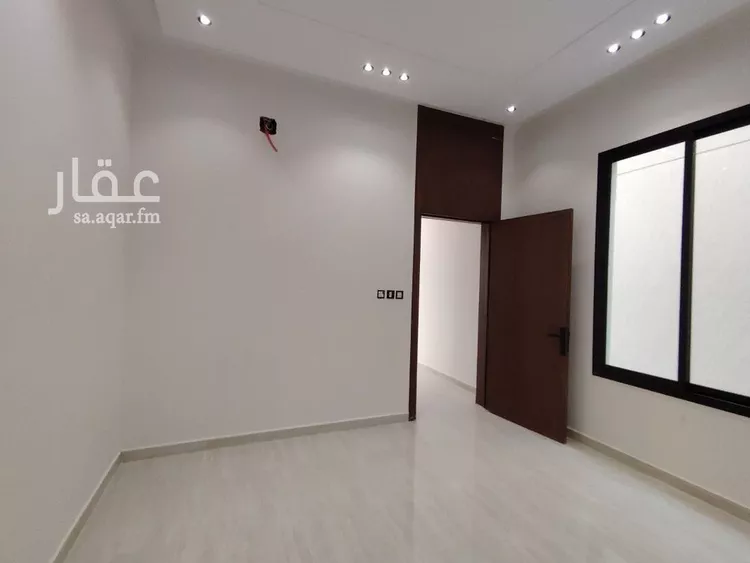 Floor for Sale in Riyadh Al Hazm صورة 2