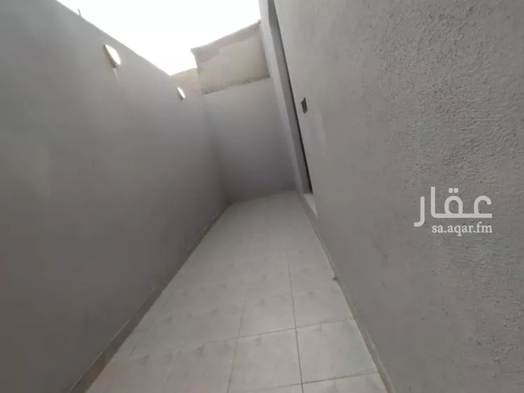 دور للبيع في شارع عبدالغني مشرف, حي العوالي, مدينة الرياض, منطقة الرياض صورة 5