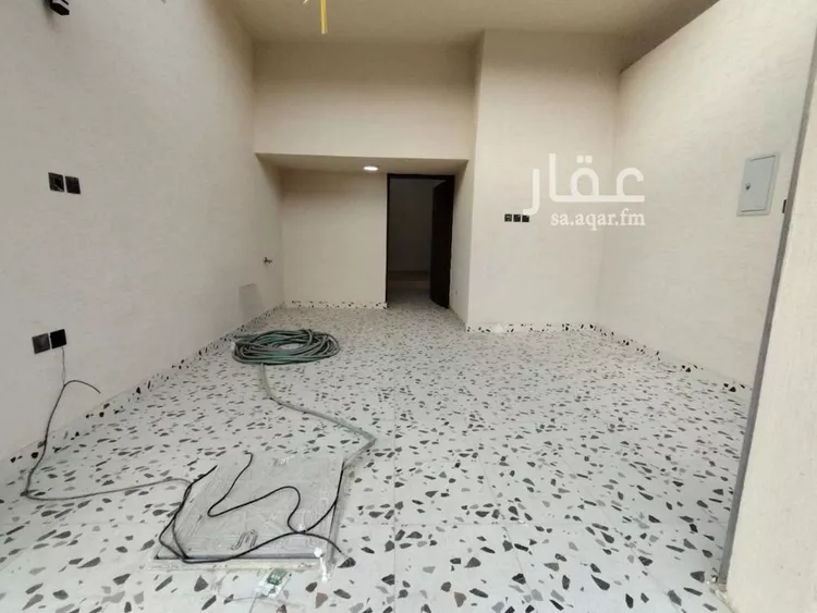 فيلا للبيع في شارع راجح بن قتادة, حي بدر, مدينة الرياض, منطقة الرياض صورة 2