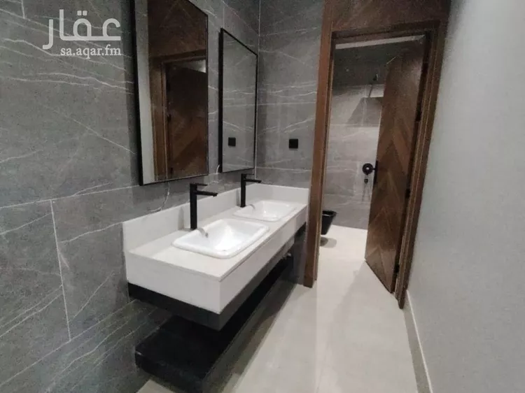 دور للبيع في شارع فارس الحربي, حي العريجاء الغربي, مدينة الرياض, منطقة الرياض صورة 4