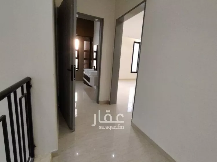 دور للبيع في شارع يعقوب بن حميد, حي طويق, مدينة الرياض, منطقة الرياض صورة 3