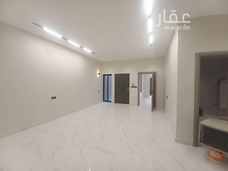 دور للبيع في شارع أسد بن كريز القسري, حي سلطانة, مدينة الرياض, منطقة الرياض صورة 5