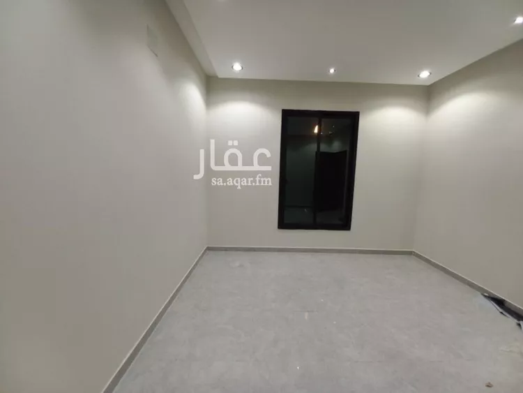 دور للبيع في شارع ابن أبي طاهر, حي طويق, مدينة الرياض, منطقة الرياض صورة 3