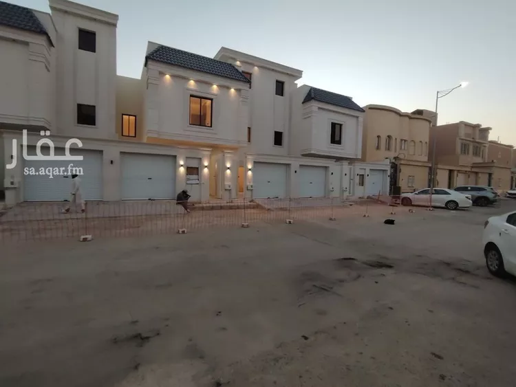 دور للبيع في شارع دمنهور, حي عكاظ, مدينة الرياض, منطقة الرياض صورة 4