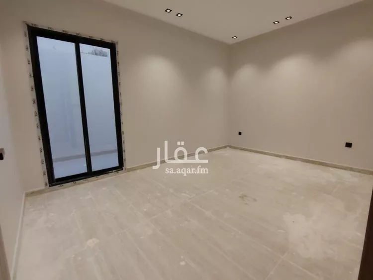 دور للبيع في شارع دمنهور, حي عكاظ, مدينة الرياض, منطقة الرياض صورة 5