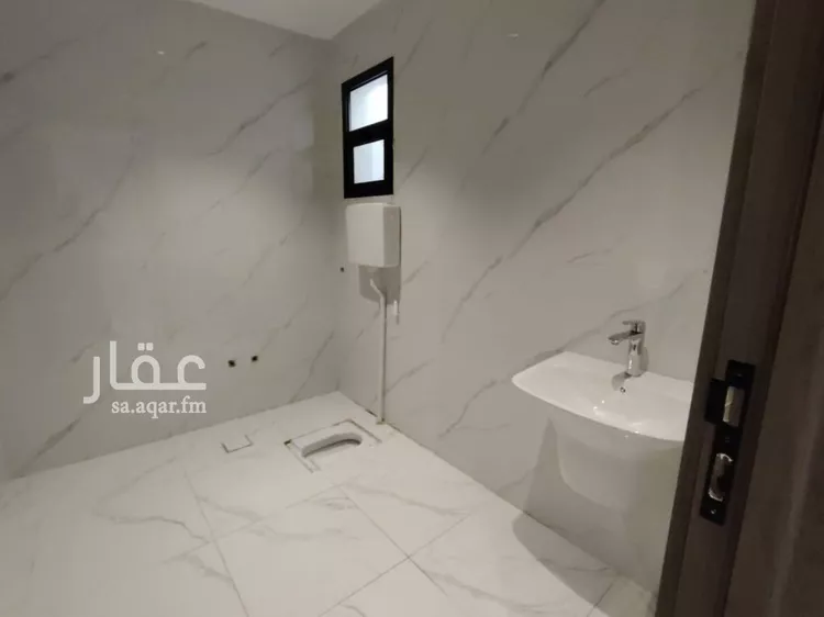 دور للبيع في شارع يحيى الزبيدي, حي عكاظ, مدينة الرياض, منطقة الرياض صورة 4