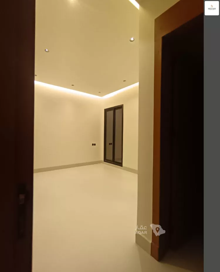 دور للبيع في شارع احمد بن عفيف, حي الجنادرية, مدينة الرياض, منطقة الرياض 2