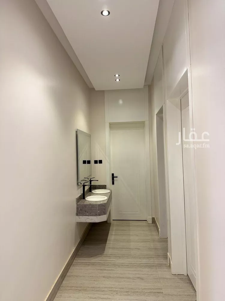 فيلا للبيع في شارع يحيى الأزدي, حي البيان, مدينة الرياض, منطقة الرياض صورة 3