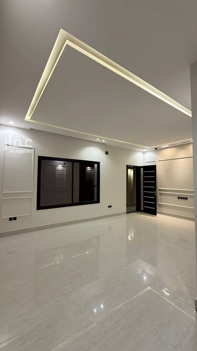 Floor for Sale in Riyadh Al Janadriyah 10